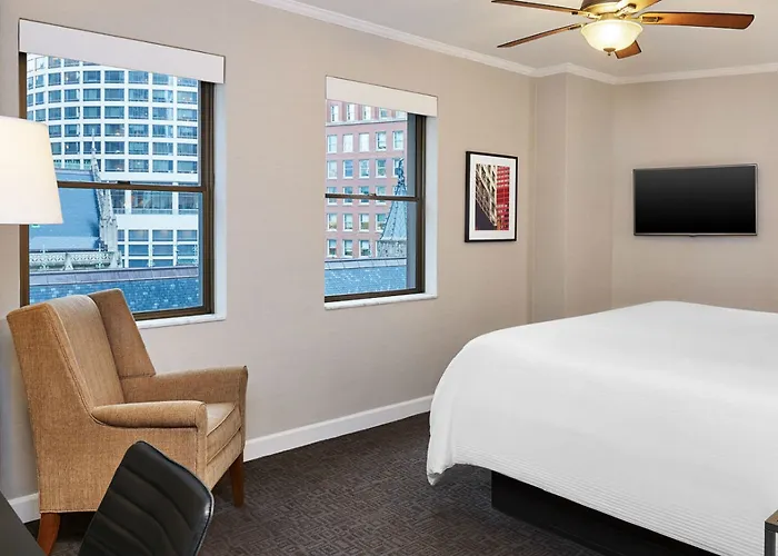 Hotel Selina 3*